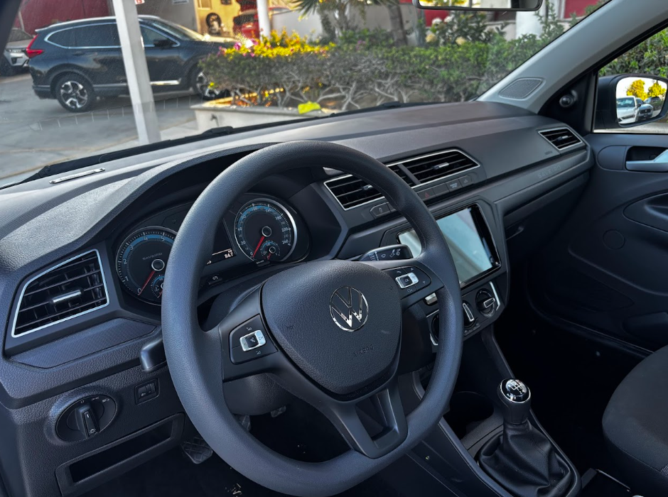 Volkswagen SAVEIRO Arriba 12